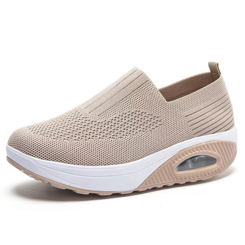 Praktische Damen Slip-On Sneaker, orthopädisch, rutschfest, mit optimaler Fussgewölbeunterstützung.