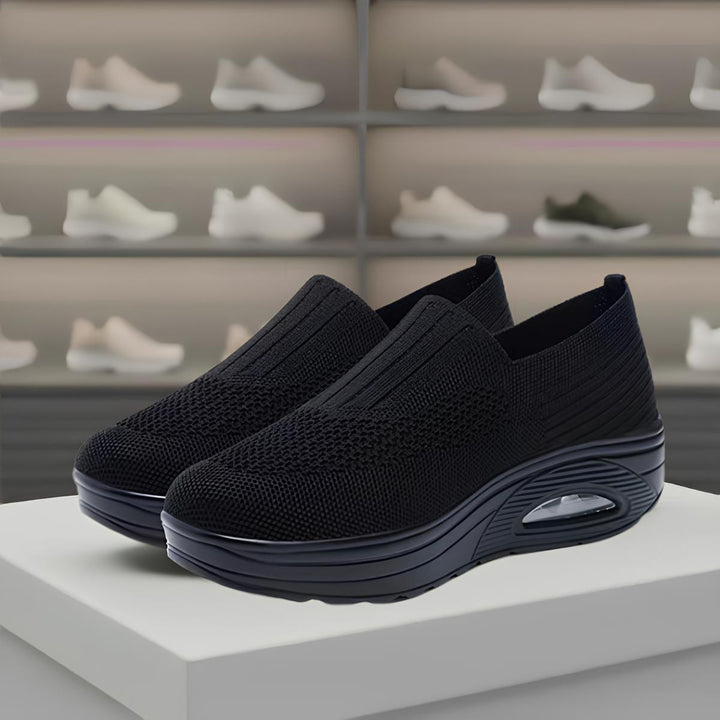 Gesundheitsschuhe Damen: Orthopädische Slip-On Sneaker, weite Passform, rutschfest und komfortabel.