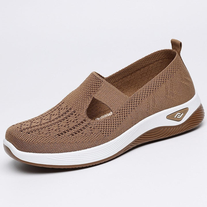 Orthopädische Damenschuhe, Slip-On Sneaker, bieten Halt und Komfort bei jedem Schritt.