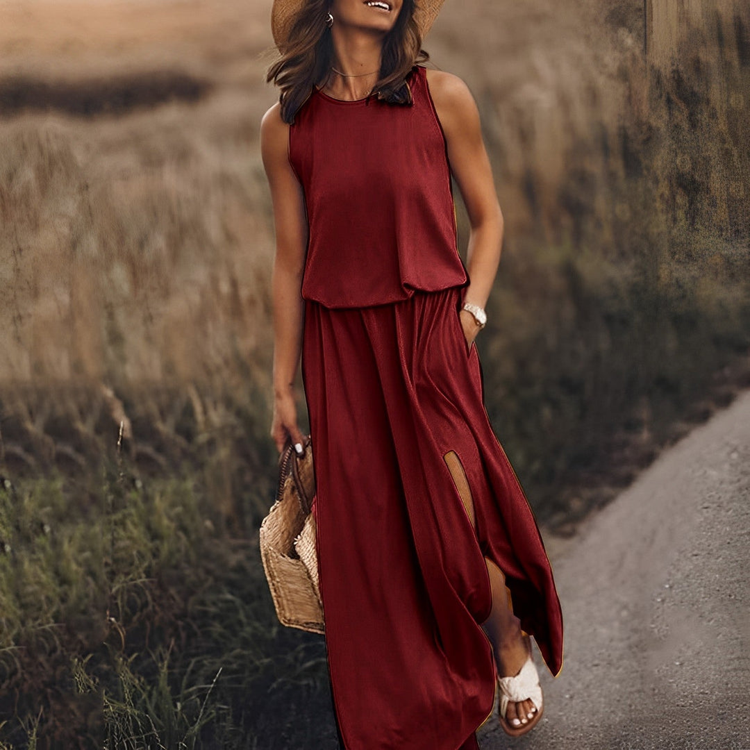 Damen Sommer Maxikleid ärmellos mit elegantem Retro-Muster. Ideal für stilvolle Tage und Urlaub.