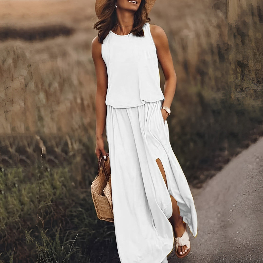 Damen ärmelloses Sommer Maxikleid mit einzigartigem Retro-Muster. Perfekt für Strand und Urlaub.