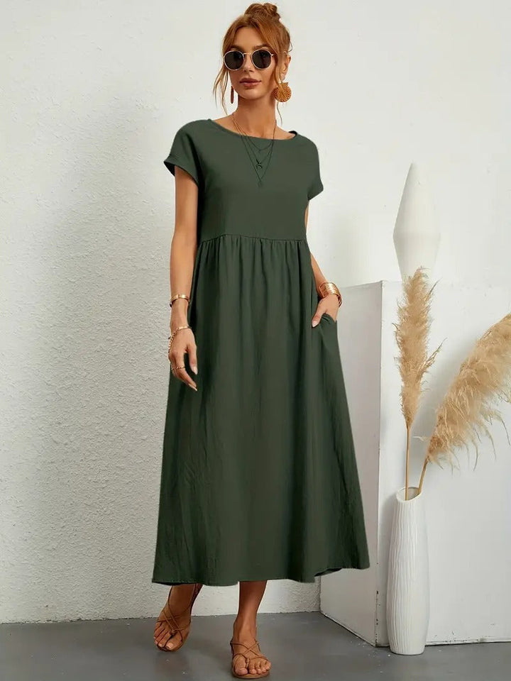 Stilvolles Damen Midikleid mit praktischen Taschen, perfekt für Freizeit & Urlaub.
