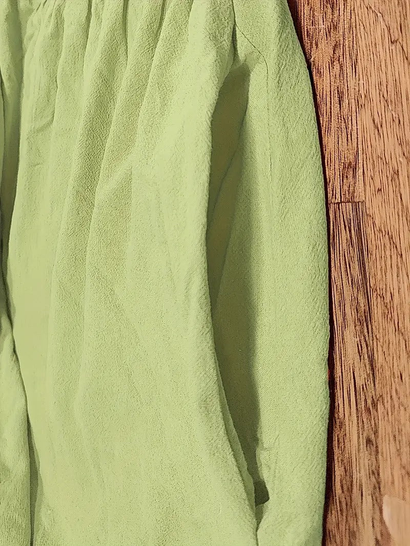 Stilvolles Freizeit-Midikleid Damen mit Kurzarm und praktischen Taschen für den Alltag.