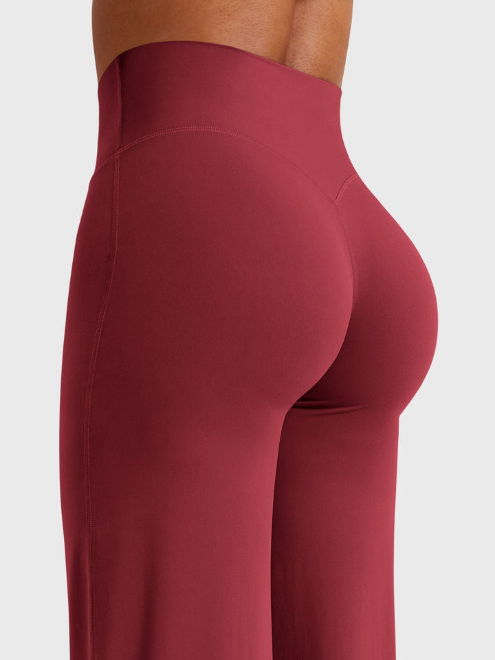 Stilvolle Franziska Damenhose, weites Bein, hoher Bund, für einen schicken & bequemen Sommer.