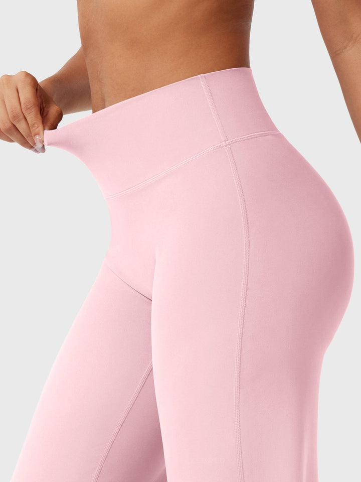 Stilvolle Damenhose Franziska mit hohem Bund & weitem Bein, die Eleganz für den Sommer.