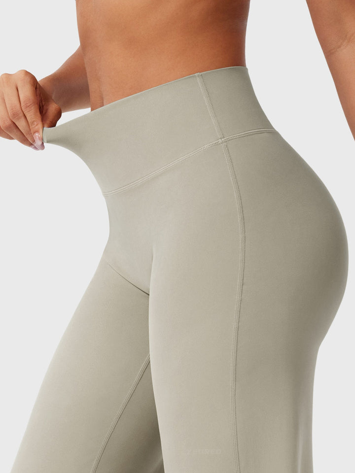 Damenmode Sommerhose Franziska: Weites Bein, hoher Bund, für ein Gefühl von Freiheit im Sommer.