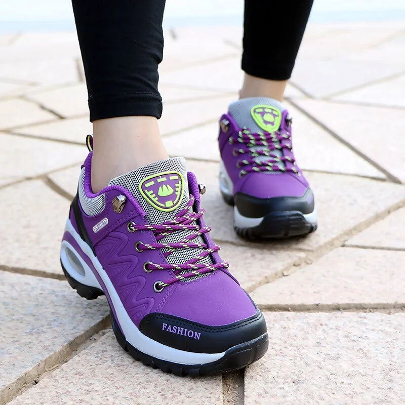 Damen Sportschuhe mit Stoßdämpfung, ideal für Komfort & Stabilität im Alltag und beim Training.