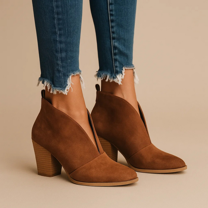 Elegante Damen Stiefeletten, V-Ausschnitt, Blockabsatz. Perfekte Bürostiefel und Freizeitstiefel.
