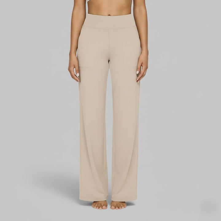 Bequeme Stretch-Damenhose im Lounge-Stil. Weitbeinhose für Damenfashion und Komfort.