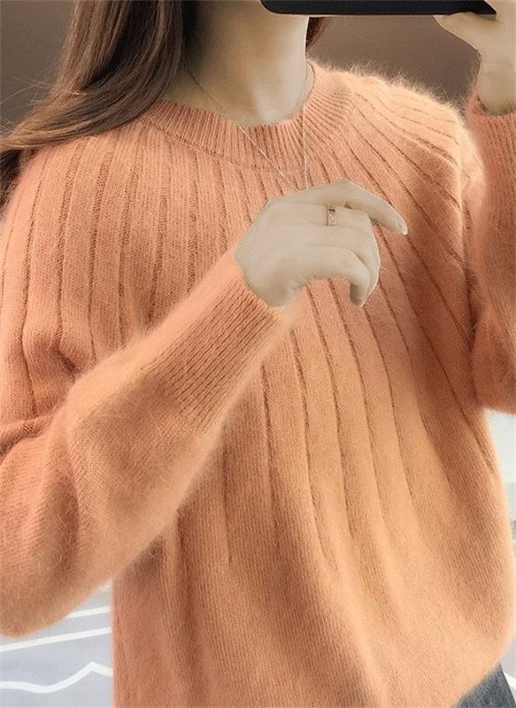 Hochwertiger Damen Winterpullover aus Strick, ideal für die kalte Jahreszeit. Warmer Basic Damenpullover.
