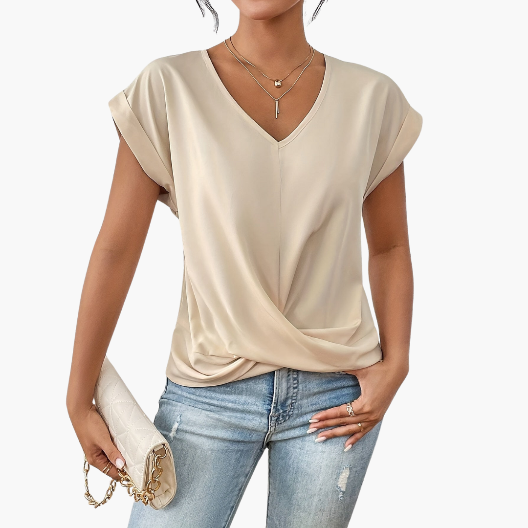 Vielseitiges Damen Kurzarm-Shirt mit Herz-Ausschnitt, casual & elegant für den Sommer-Alltag.