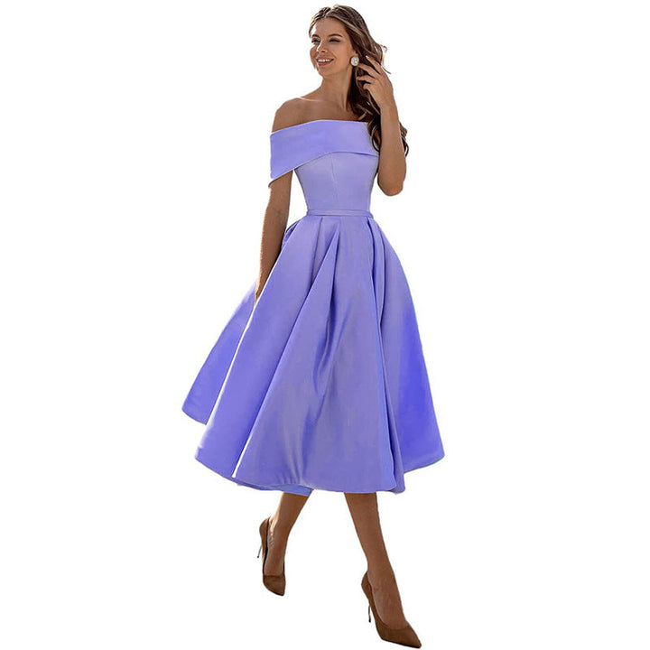 Trägerloses Partykleid, sommerlich und bequem, ideal für warme Nächte und Feste.