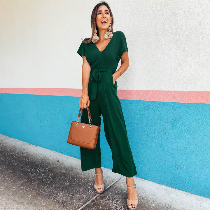 Stilvoller Damen Overall V-Ausschnitt, lockere Passform, Culotte-Bein, Taschen – perfekt für Frühling/Sommer.