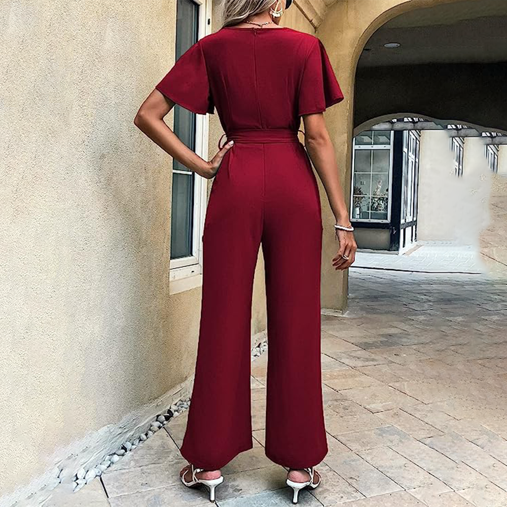 Modischer Damen V-Ausschnitt Overall, Culotte-Design, lockerer Schnitt, mit Taschen für stilvolle Frühlingslooks.
