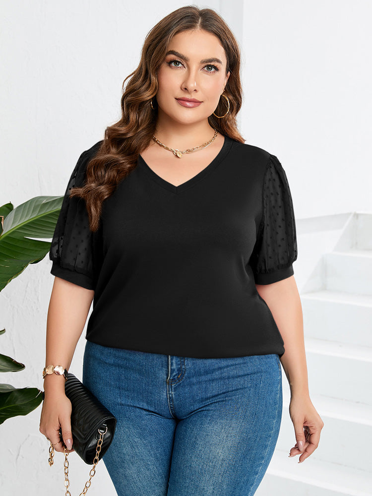 Bequemes Damen Sommer Top mit V-Ausschnitt. Lockerer Schnitt für einen entspannten Alltagslook.