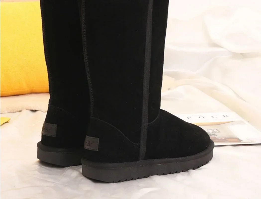 Elegante, warme Damen-Winterstiefel: kniehoch, wasserdicht & komfortabel. Perfekte Winterschuhe für Damen.