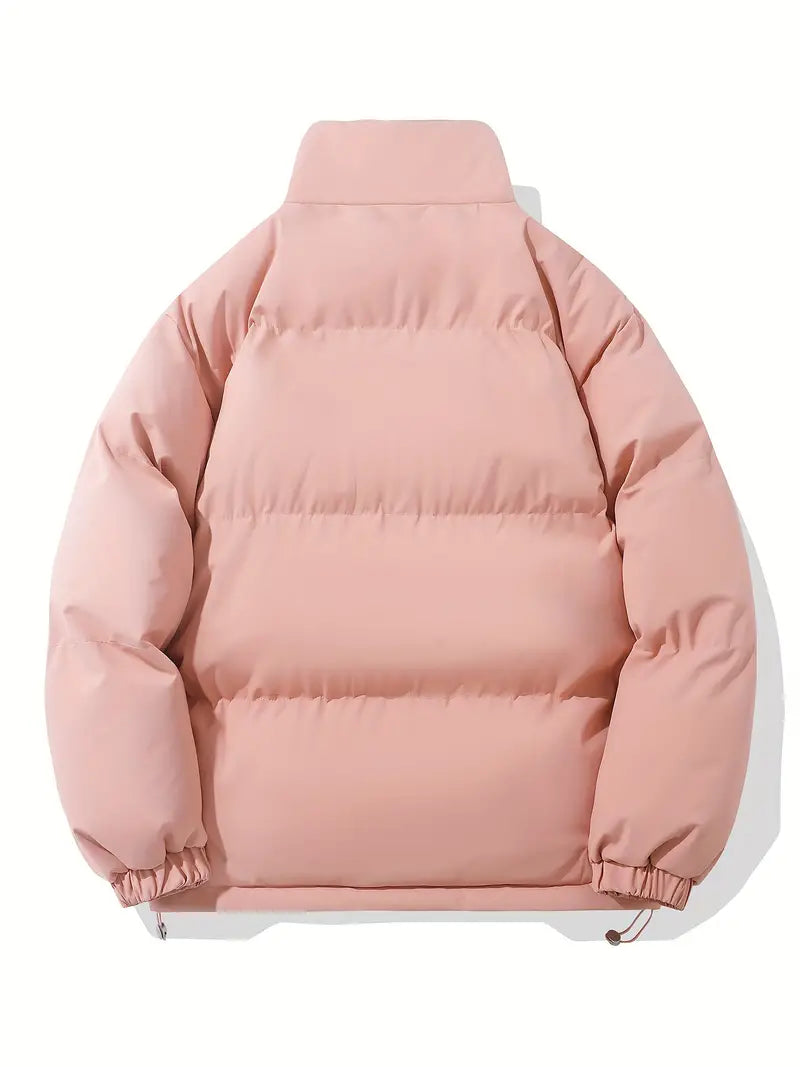 Stylische Damen Kapuzenjacke, warm gefüttert, perfekt für Outdoor-Aktivitäten und Wintermode.