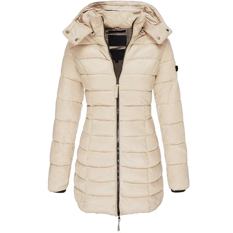 Gesteppte Damen Winterjacke, wasserabweisend, mit weicher Füllung für maximalen Tragekomfort im Winter.