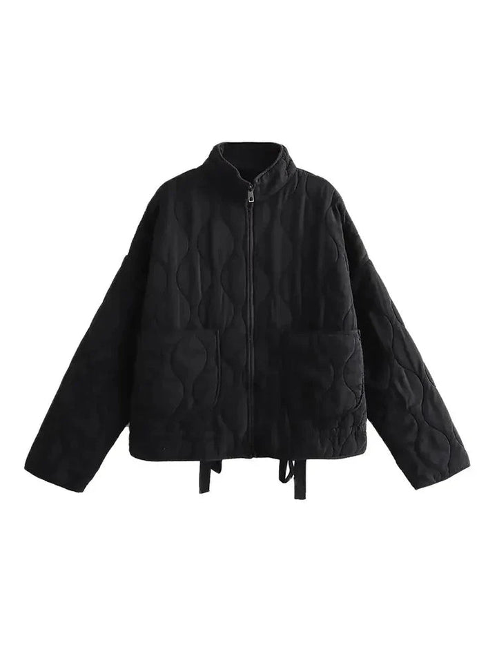 Komfortable Damen Wattierte Jacke. Eleganter Look, warm & atmungsaktiv für kühle Tage und lässige Styles.