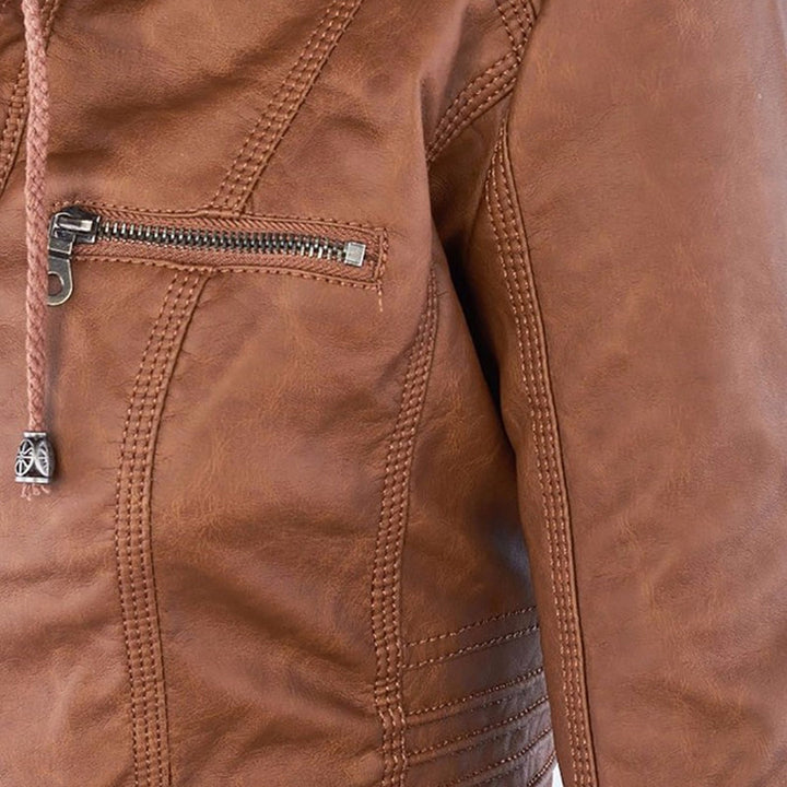Hochwertige Damen Jacke mit Kapuze, wasserabweisend & elegant, für jede Jahreszeit.