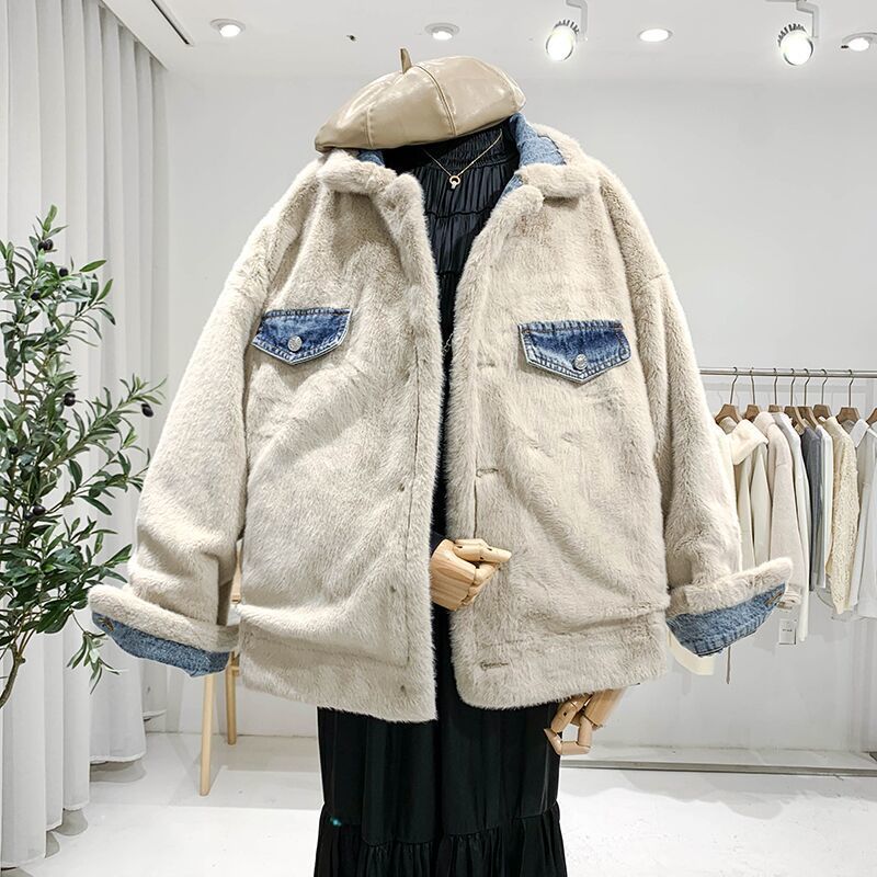 Damen Winter Jeansmantel mit warmer Fütterung & lockerem Schnitt, kuschelige Winterjacke im lässigen Denim Look.