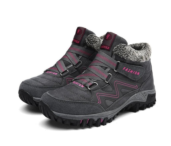 Weinrote Damen Winterschuhe, warm gefüttert, stilvoll & kuschelig für maximale Gemütlichkeit.
