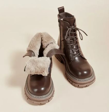 Bequeme Outdoor Damen Winterstiefel, wasserdicht mit Anti-Rutsch-Sohle, ideal für Schnee & kalte Tage.
