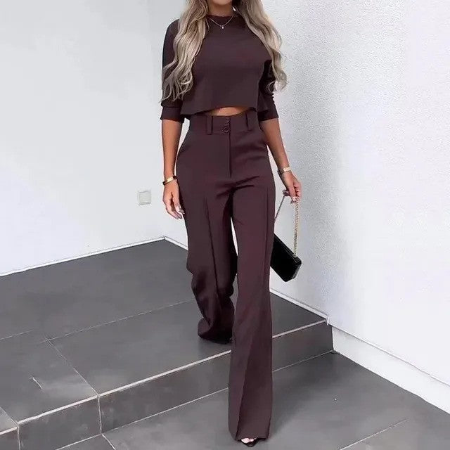 Damen Strick Zweiteiler: Pullover und weiche Hose, ein warmes und elegantes Set für Herbst & Winter.