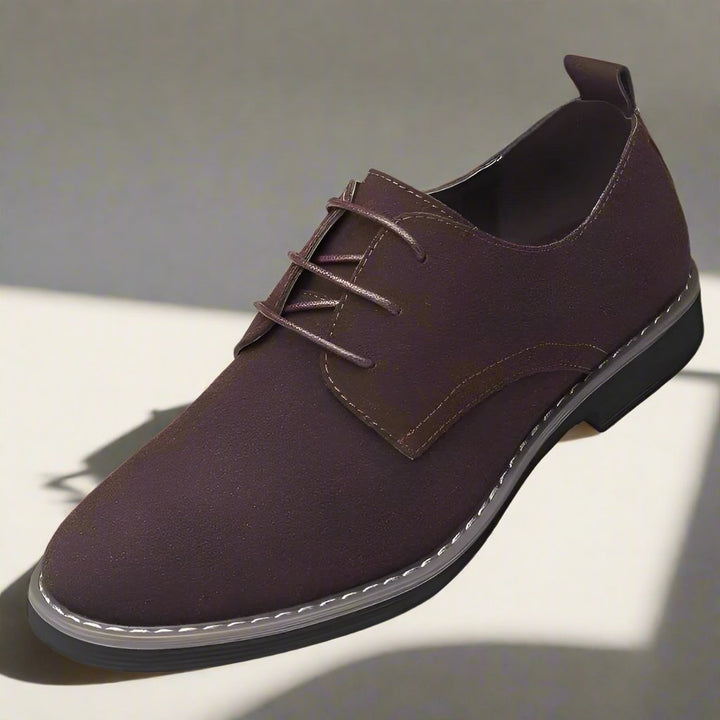 Herrenschuhe mit Schnürsenkeln - Eleganter Komfort