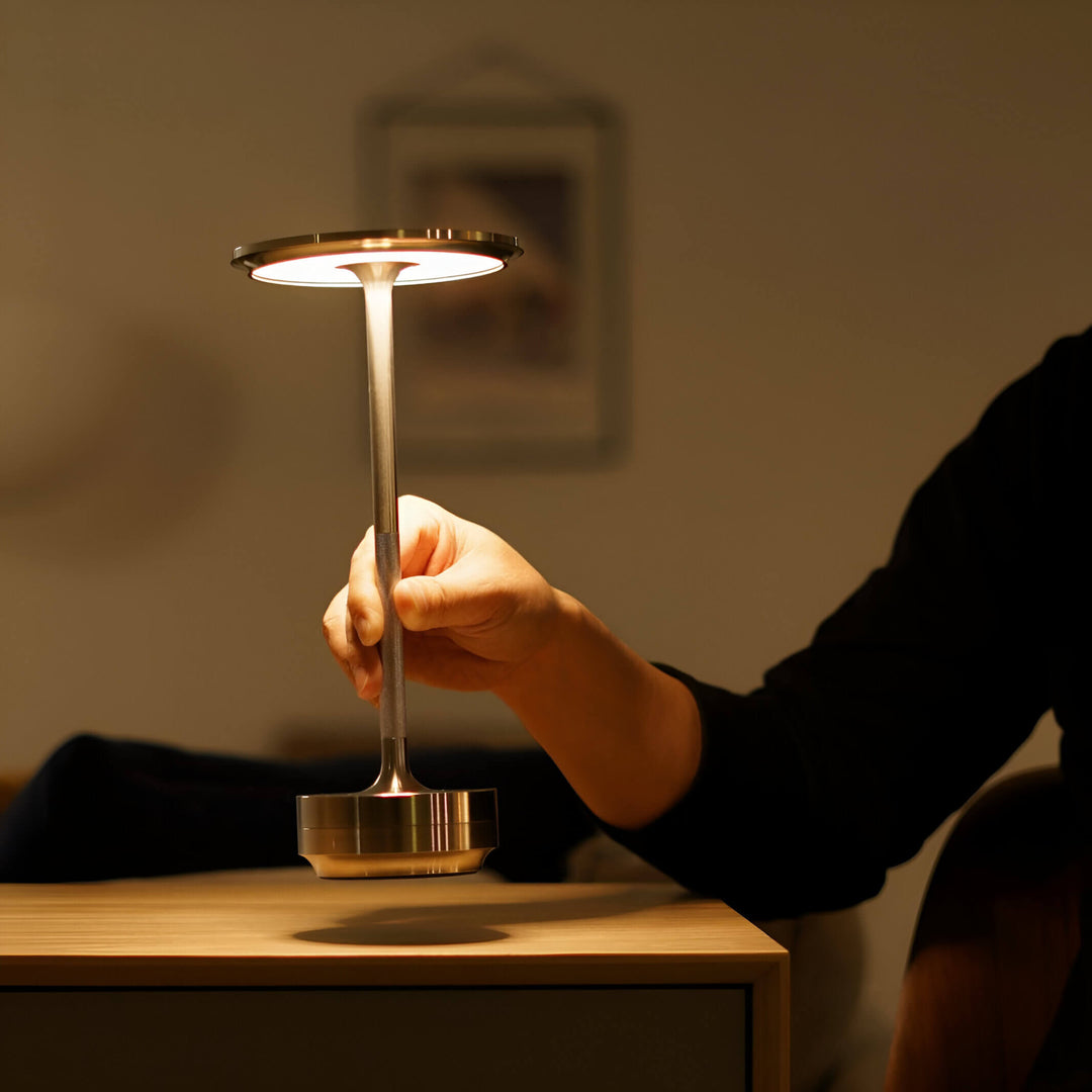 Kabellose LED Tischleuchte  - Wiederaufladbar