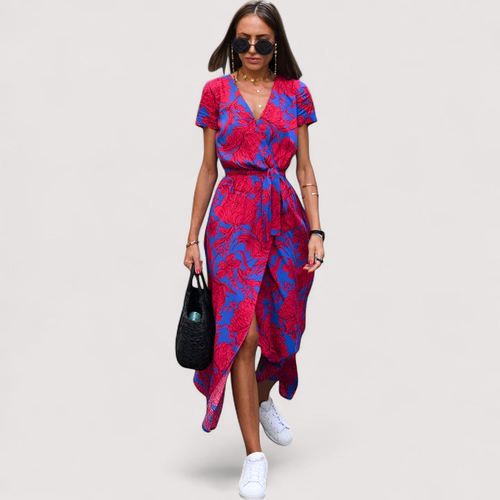 Damenkleid mit Kurzarm und schwungvollem Rockteil