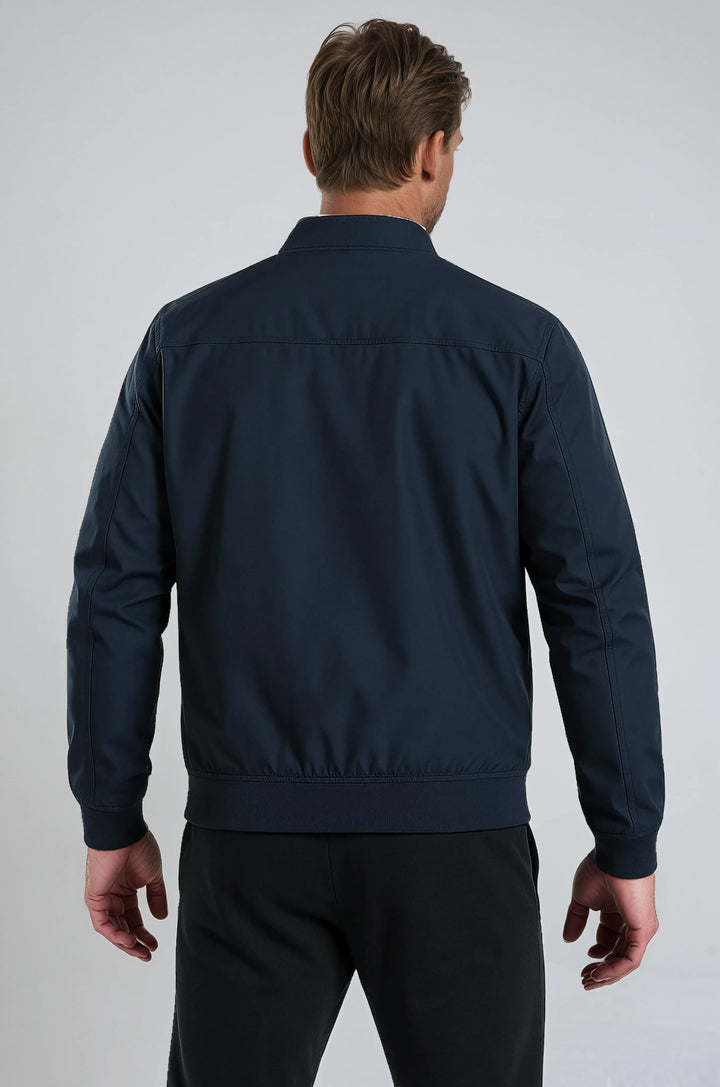 Modische Herren Bomberjacke in Dunkelblau, leichte Reißverschlussjacke, perfekt als stilvolle Freizeitjacke.