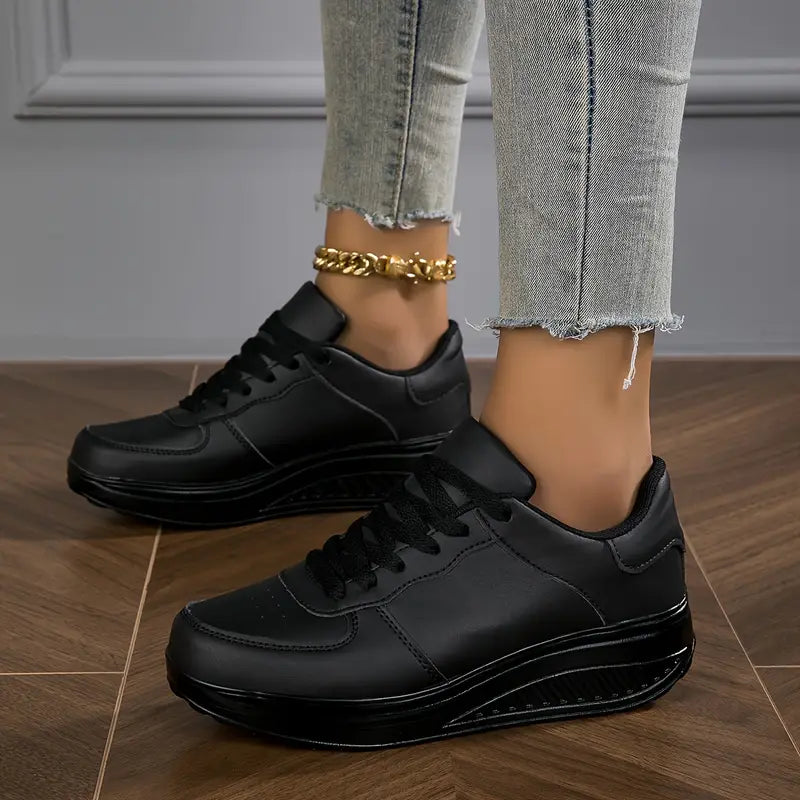 Orthopädische Komfortschuhe für Damen, atmungsaktiv, mit Dämpfung und Fußgewölbestütze für aktive Tage.