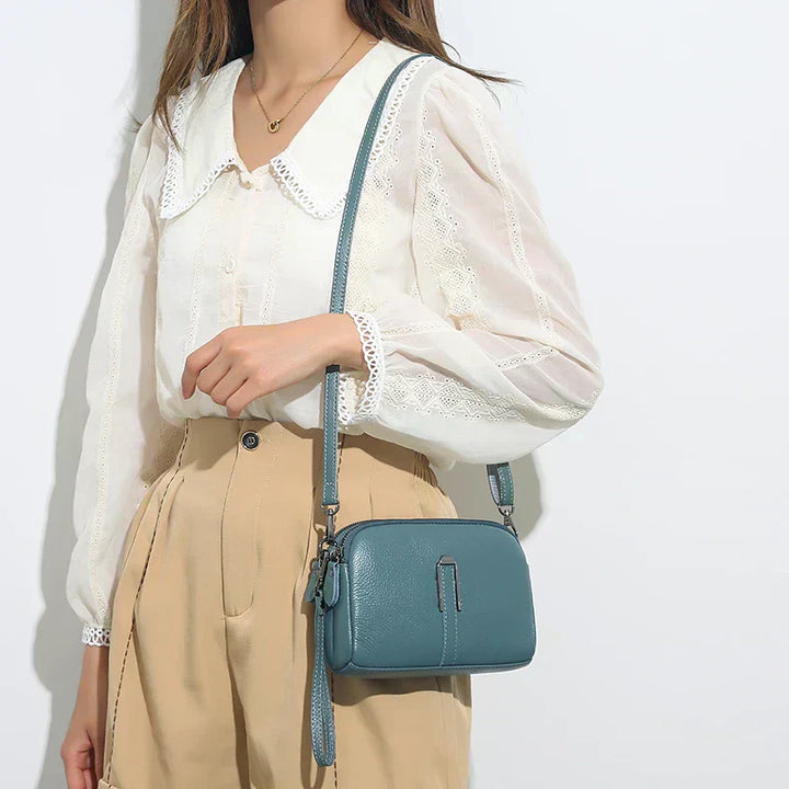 Minimalistische grüne Damen-Schultertasche, stilvolle Crossbody-Tasche für Eleganz und Komfort im Alltag.