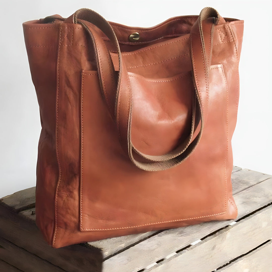 Elegante braune Damen Echtleder Handtasche. Geräumige Schultertasche, ideal für Alltag oder Business, hochwertig & zeitlos.