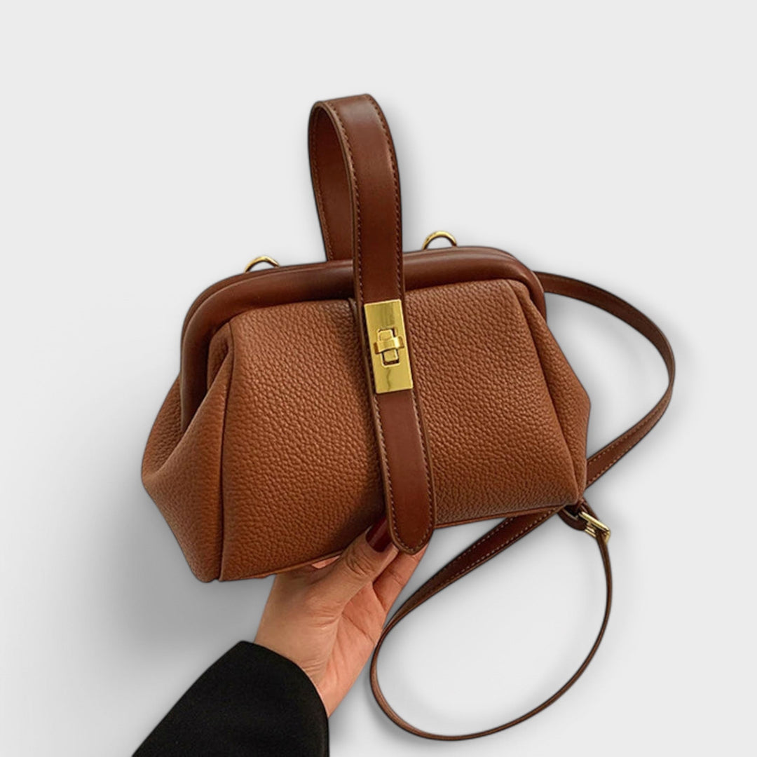 Elegante braune Damen Mini-Handtasche, stilvoll & vielseitig als Schultertasche.
