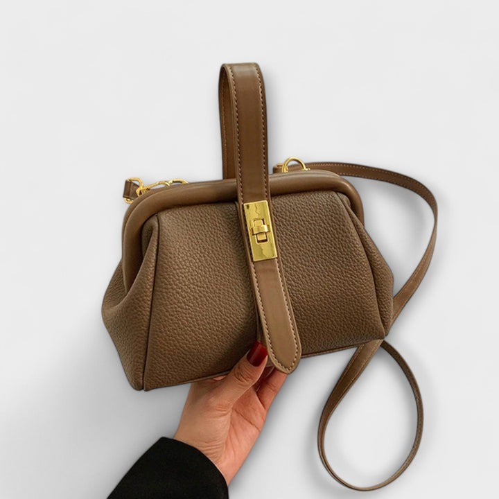 Stilvolle rote Damen-Schultertasche, kleine Mini-Handtasche, chic & modern.
