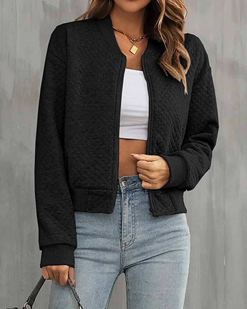 Elegante Damen Übergangsjacke, stilvoll & bequem, ideal für Frühling und Herbst. Klassische Mode für Frauen.