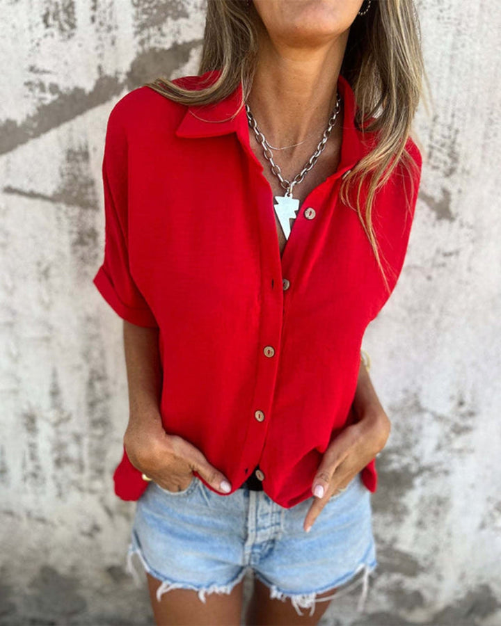 Trendige Bluse für Frauen, komfortabel und stilvoll, geeignet für Frühling und Sommer.