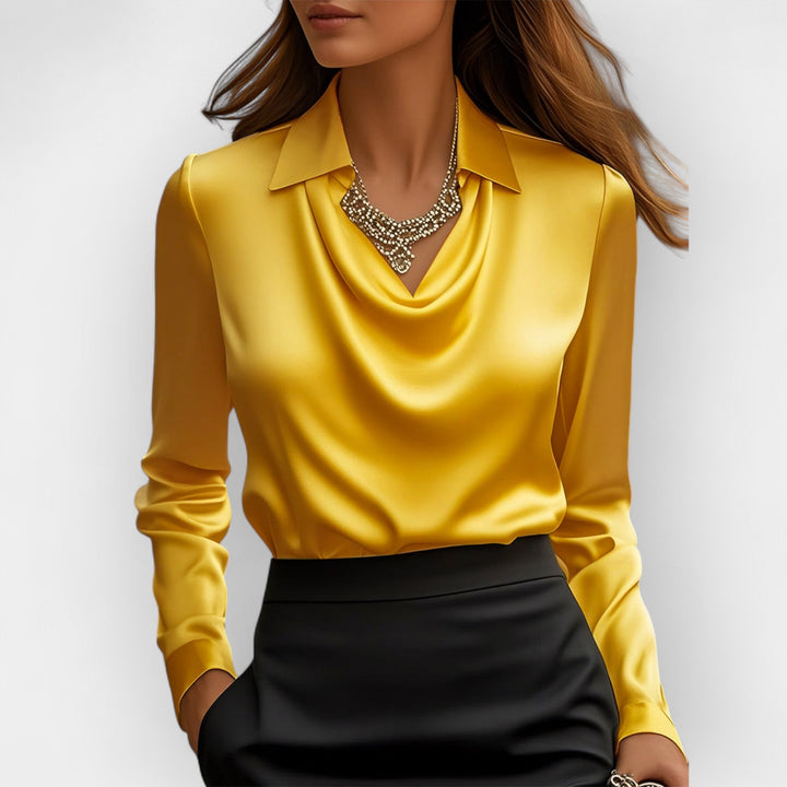 Fließende Damen Bluse mit modischem Wasserfallkragen; ideal als schickes Business- oder Freizeit-Outfit.