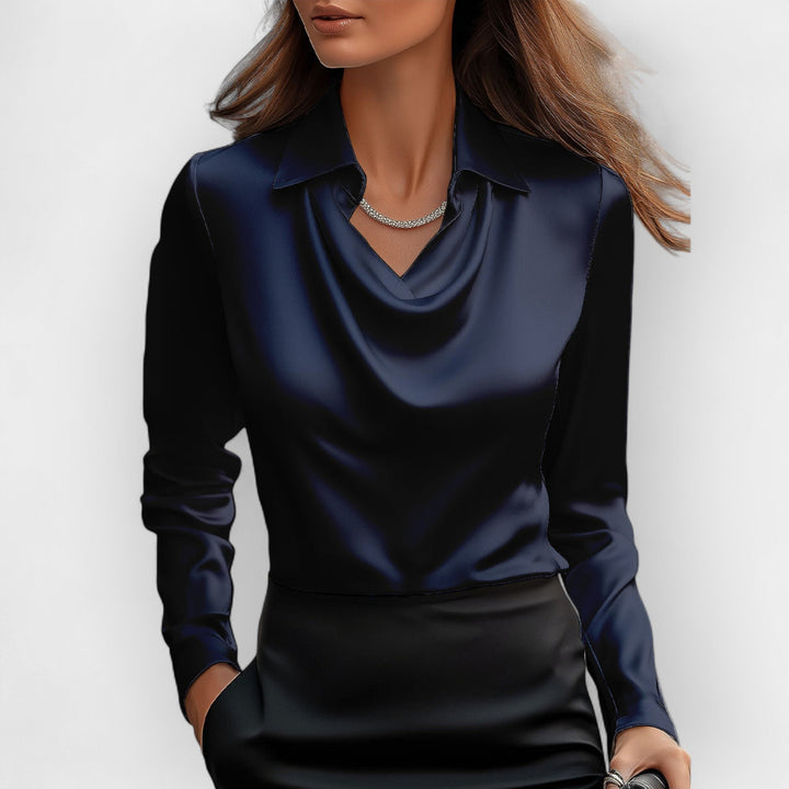 Moderne Frauen Bluse mit fließendem Wasserfallkragen, ideal für Business Casual & Freizeit.