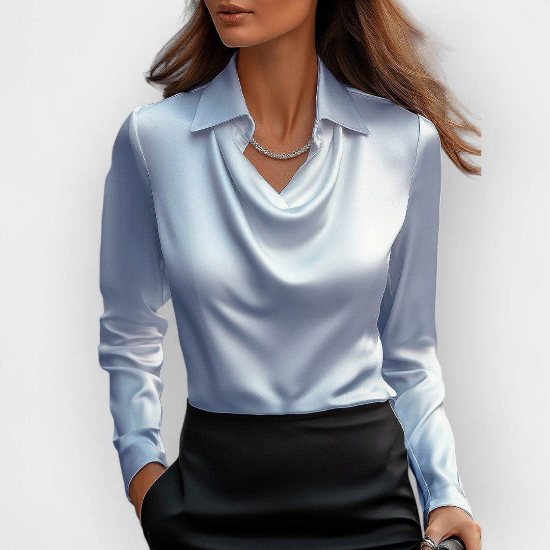 Zeitlose Damen Bluse mit elegantem Wasserfallkragen; ideal für ein professionelles Büro-Outfit.