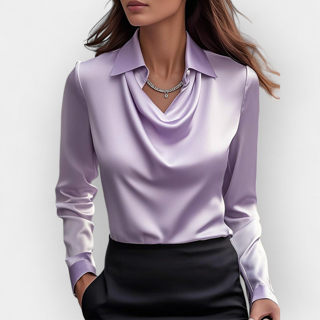 Stylische Damen Bluse mit schmeichelhaftem Wasserfallkragen; perfekt für den Business-Alltag.