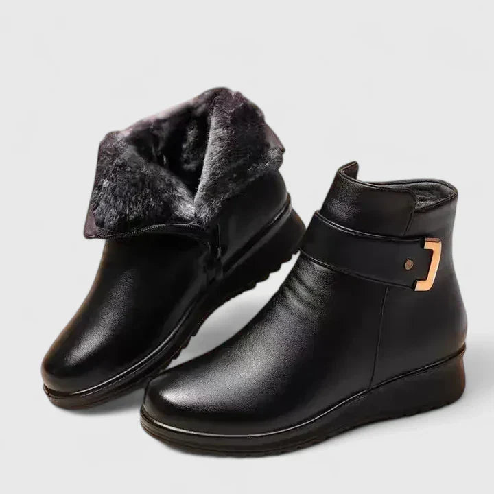 Bequeme Damen Frühlings-Ankle-Boots mit dekorativen Schnallen, aus hochwertigem Material für modischen Komfort.