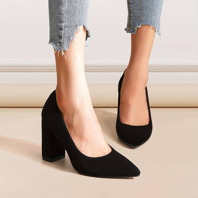 Elegante Damen High Heels aus Hirschleder, spitz zulaufend, in Königsblau. Ideal für Büro und Abendgarderobe.