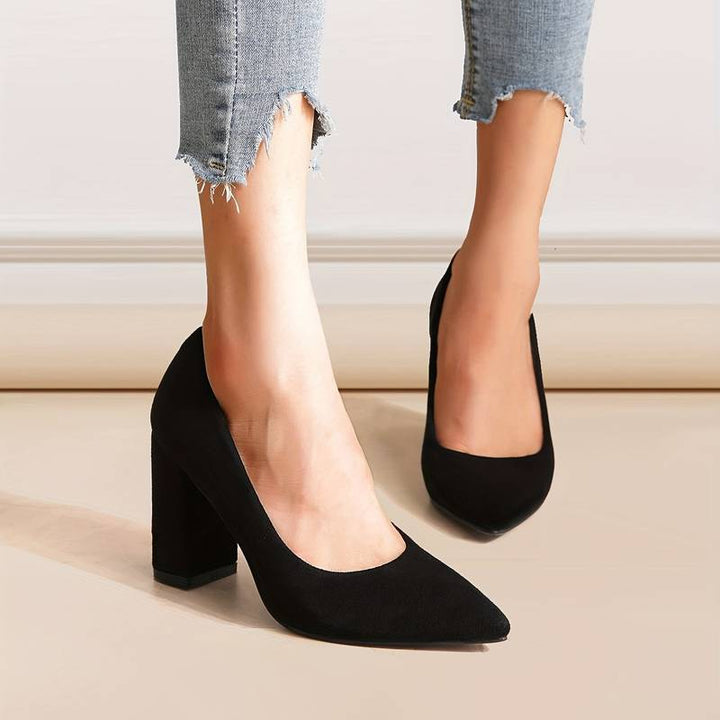 Elegante Damen High Heels aus Hirschleder, spitz zulaufend, in Königsblau. Ideal für Büro und Abendgarderobe.