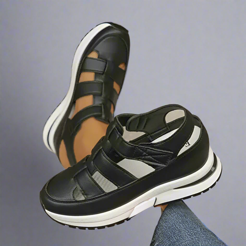 Moderne Damen Frühling Plateau-Sneakers mit einzigartigem Cutout-Muster. Bequeme & elegante Schuhe für trendige Looks.