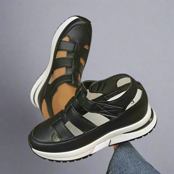 Moderne Damen Frühling Plateau-Sneakers mit einzigartigem Cutout-Muster. Bequeme & elegante Schuhe für trendige Looks.