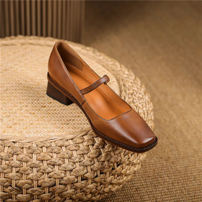 Komfortable Damen Sandalen mit Blockabsatz, ideal für Sommer. Elegante Business Casual & Freizeit Schuhe.