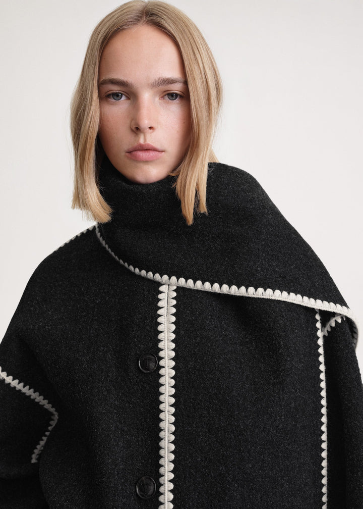 Elegante Damen Schaljacke; warme Modejacke, ideal für Herbst und Winter, in lockerer Passform.